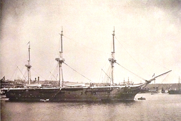 Bir Dostluk Gemisi: Ertuğrul Fırkateyni